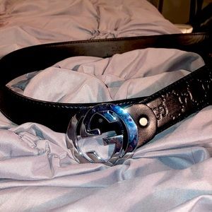 Gucci logo belt